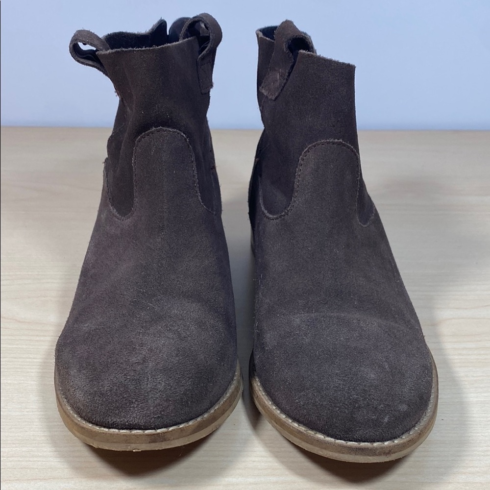 Diba Plane to See Brown Suede Slip on Ankle Boots - Picture 2 of 10